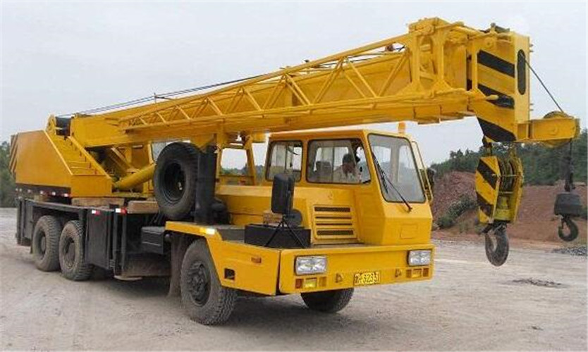 龙胜25吨吊车用在哪些场景