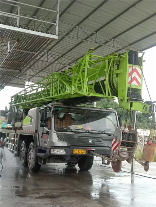 龙胜租赁需要签订合同吗？定金比例一般是多少？